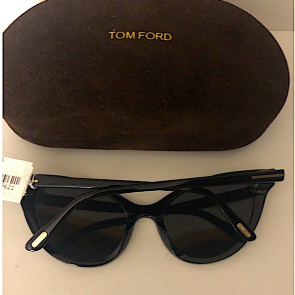 TOM FORD Evelyn FT0820 01A Black Grey main image 6